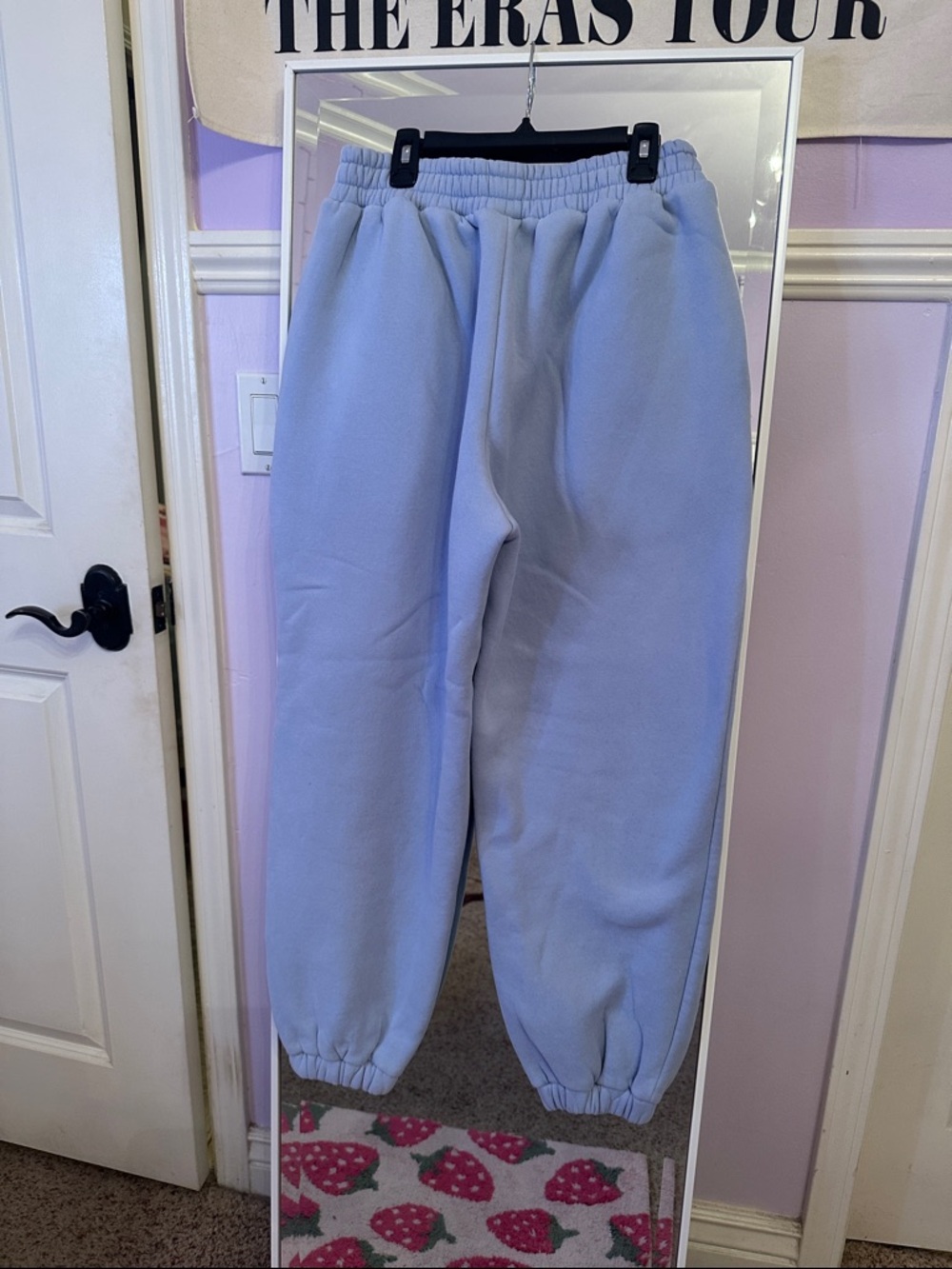 Comfrt Periwinkle Sweat Set: Full-Zip Hoodie Jacket and Sweatpants - Picture 5 of 5